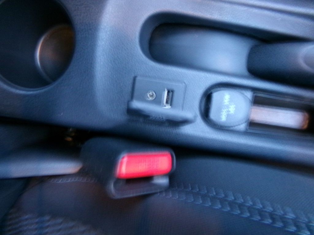 2015 Nissan Versa Image 30