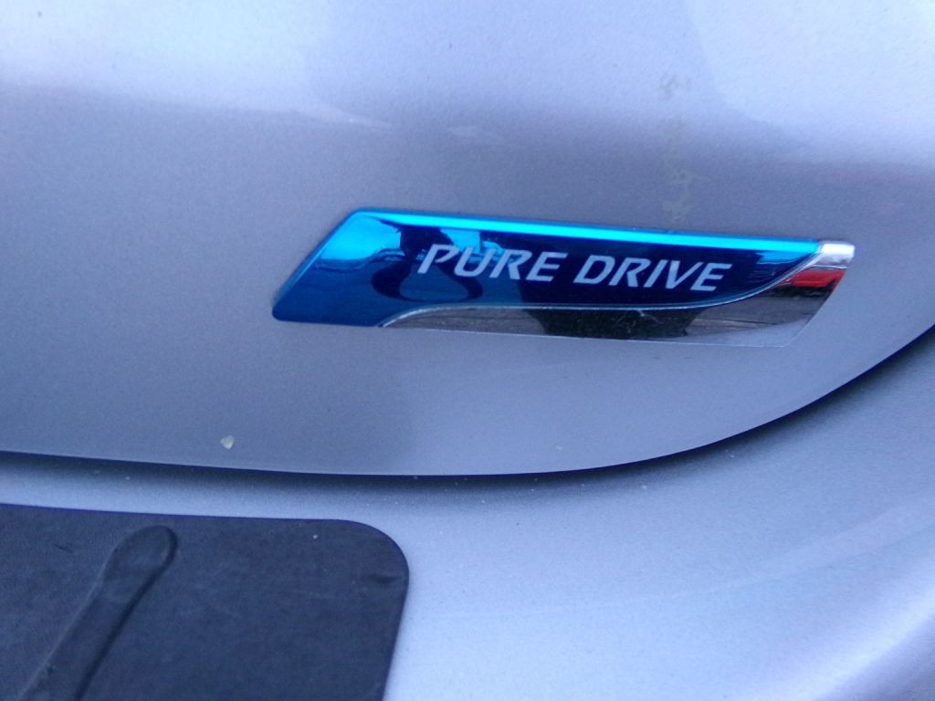 2015 Nissan Versa Image 37