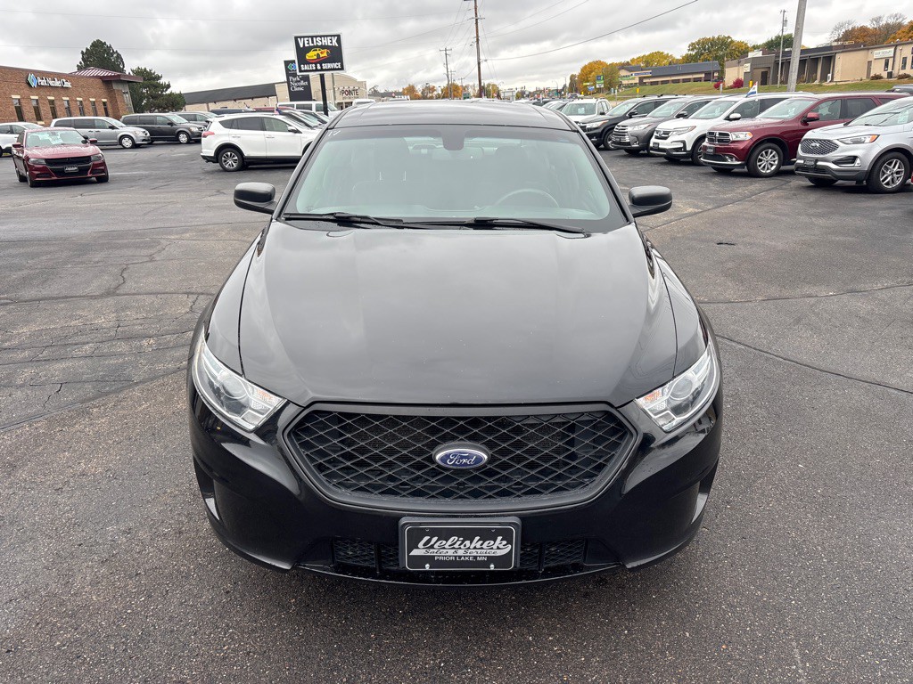 2017 Ford Taurus Image 8