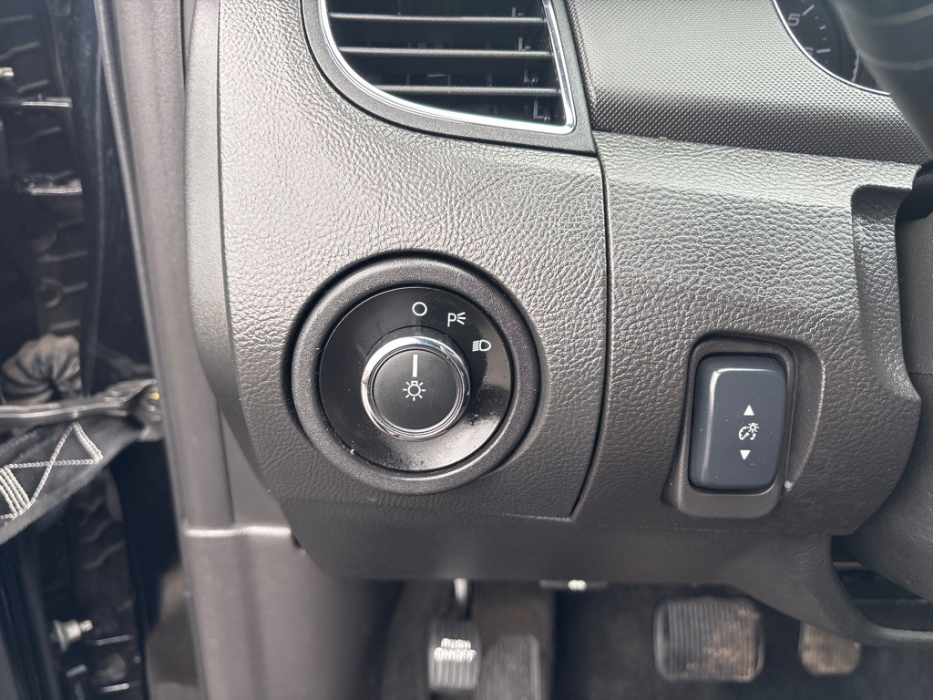 2017 Ford Taurus Image 13