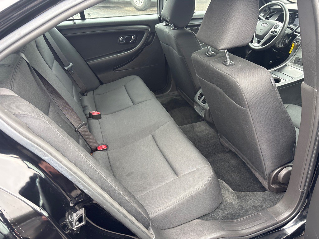 2017 Ford Taurus Image 27