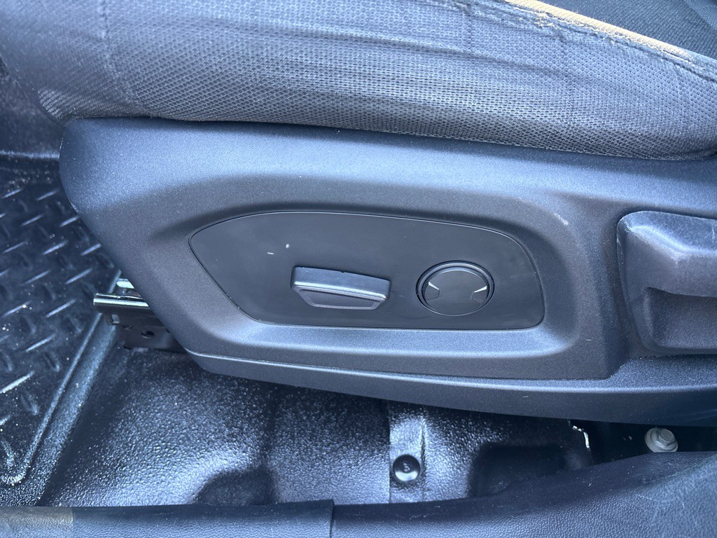 2020 Ford Explorer Image 11