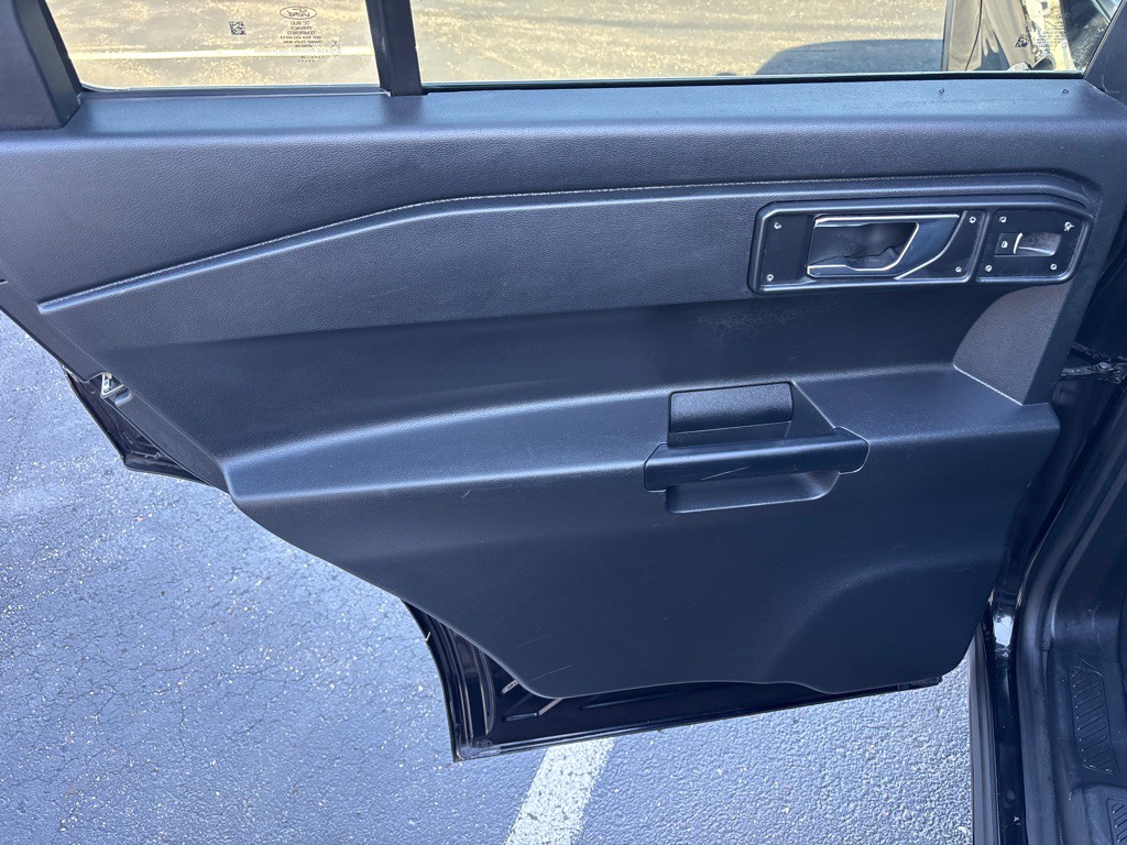 2020 Ford Explorer Image 24