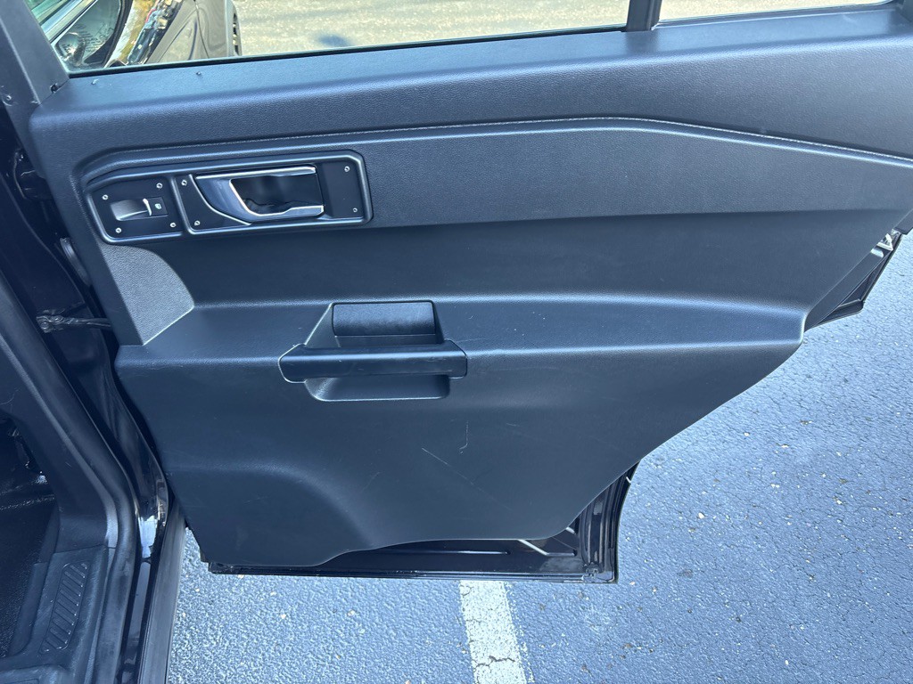 2020 Ford Explorer Image 27