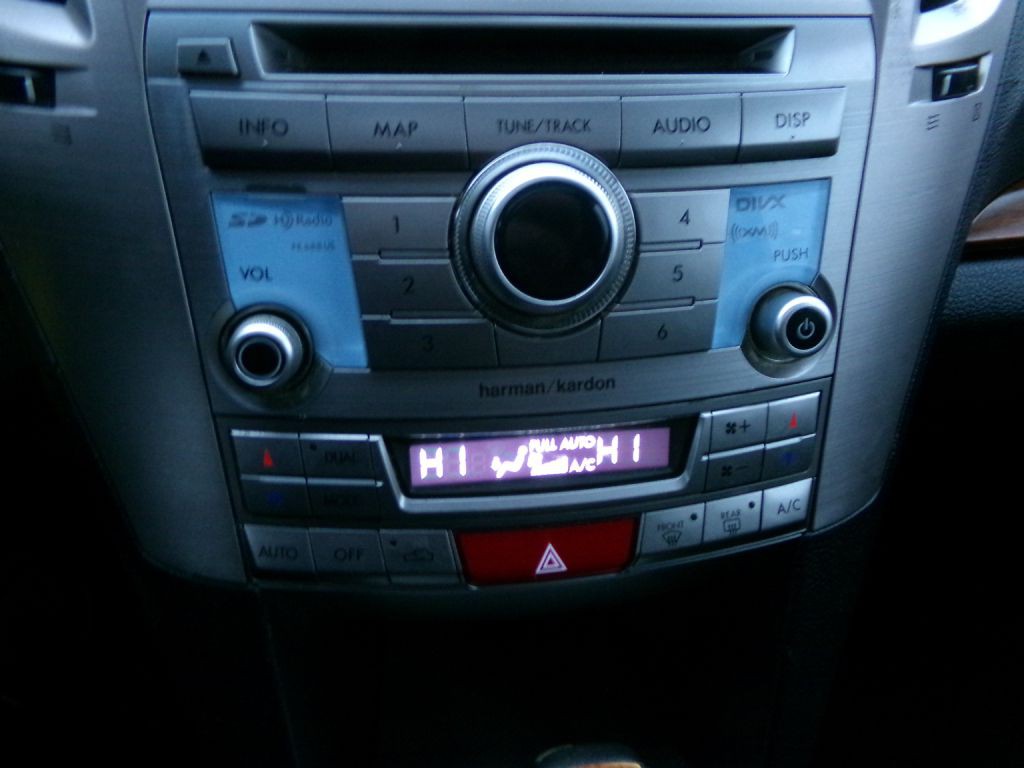 2014 Subaru Outback Image 22