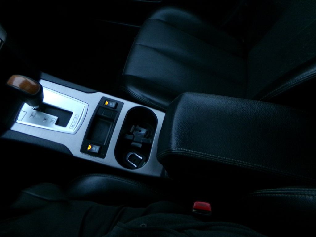 2014 Subaru Outback Image 25