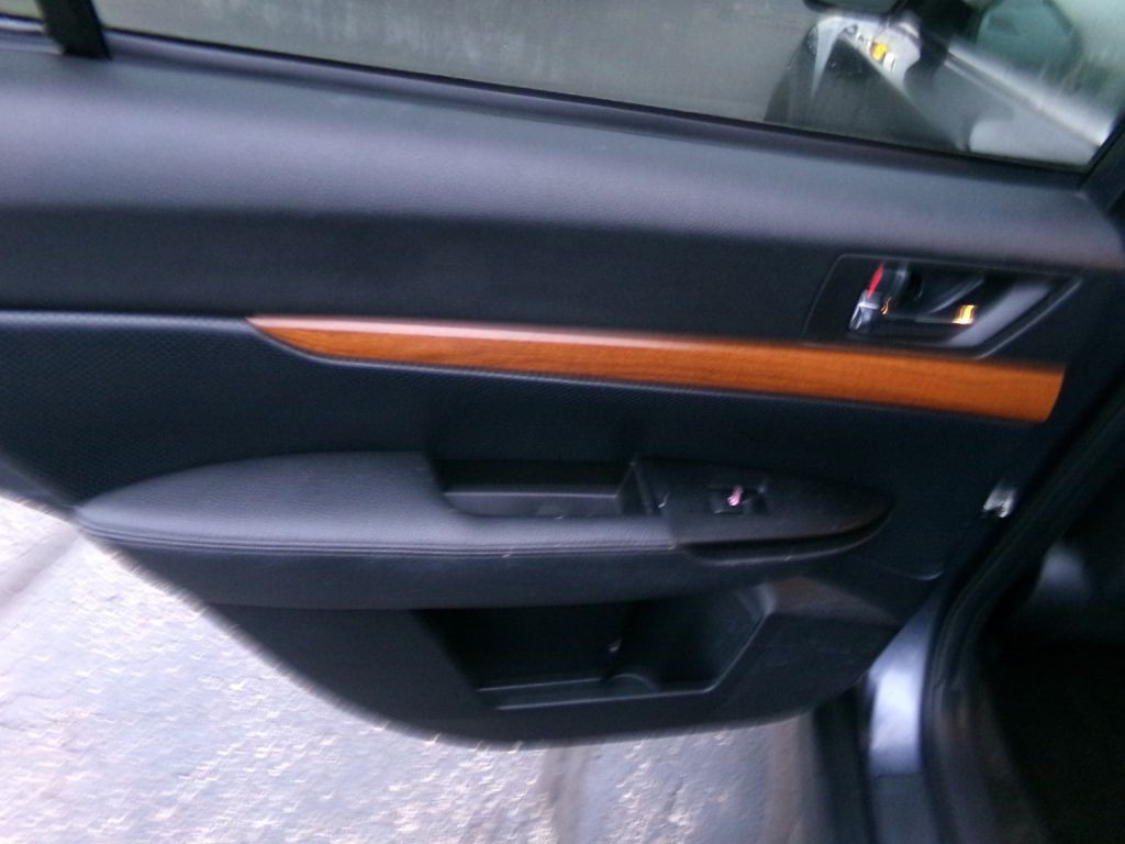 2014 Subaru Outback Image 33
