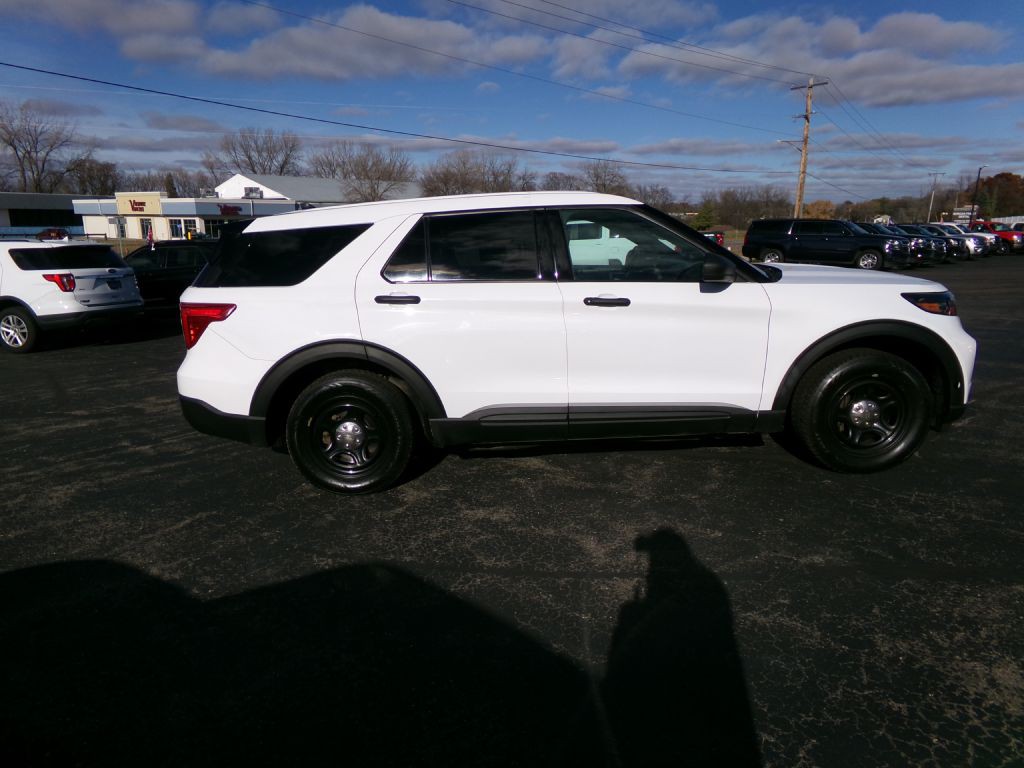 2020 Ford Explorer Image 2