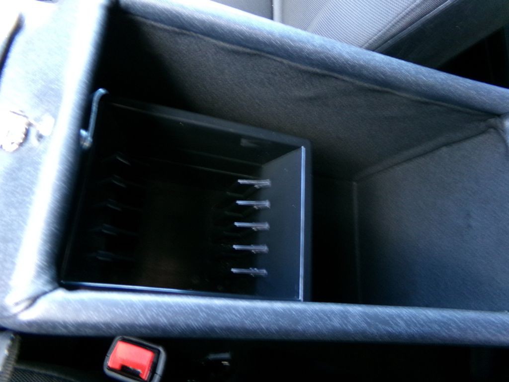 2020 Ford Explorer Image 25