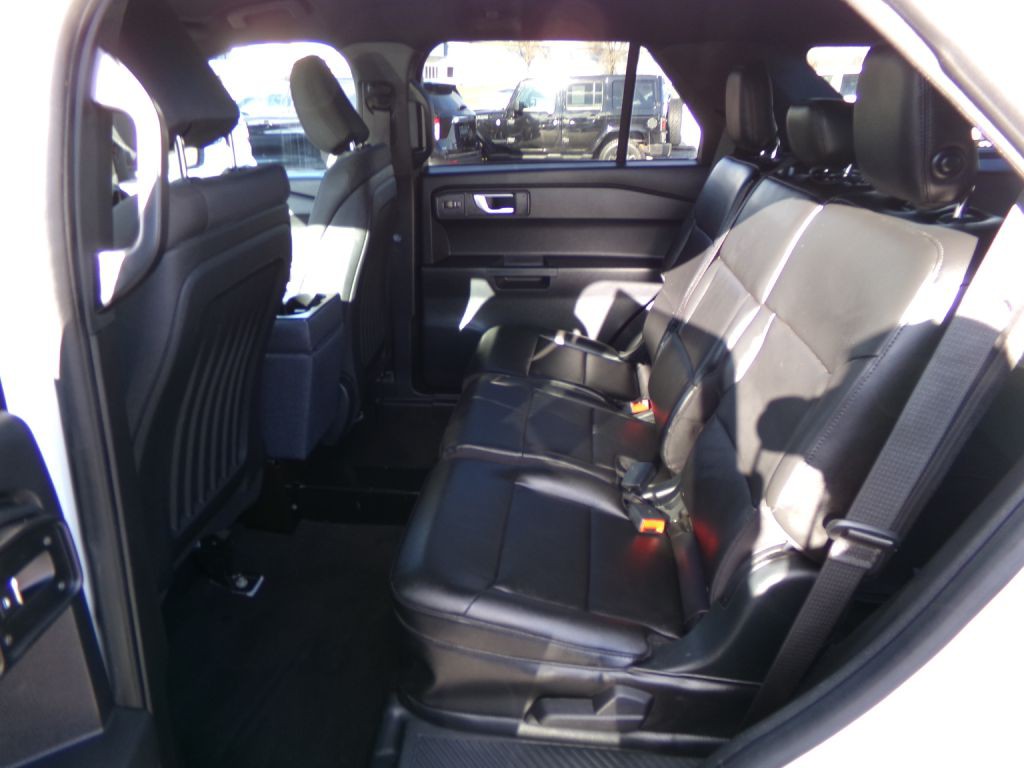 2020 Ford Explorer Image 27