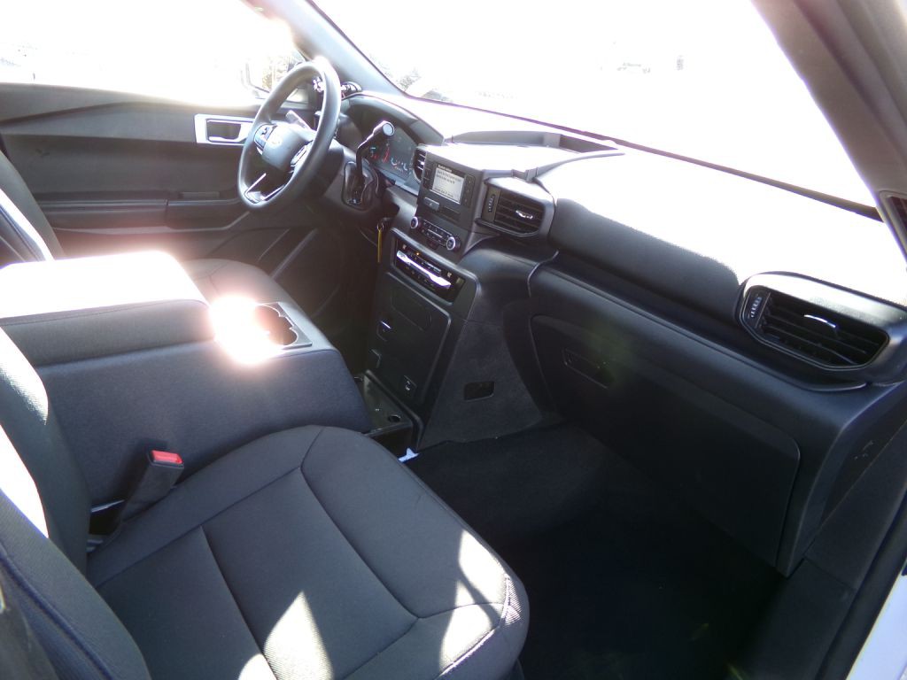 2020 Ford Explorer Image 32