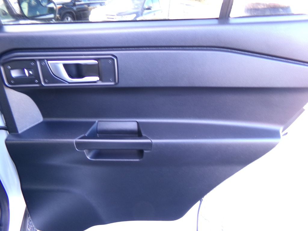 2020 Ford Explorer Image 34