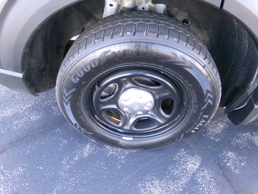 2020 Ford Explorer Image 37