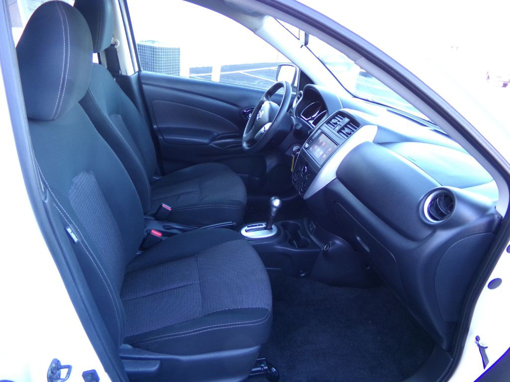 2019 Nissan Versa Image 29