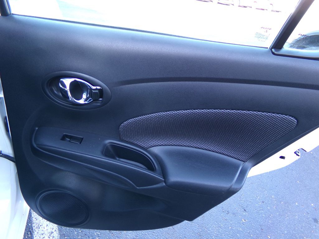 2019 Nissan Versa Image 31