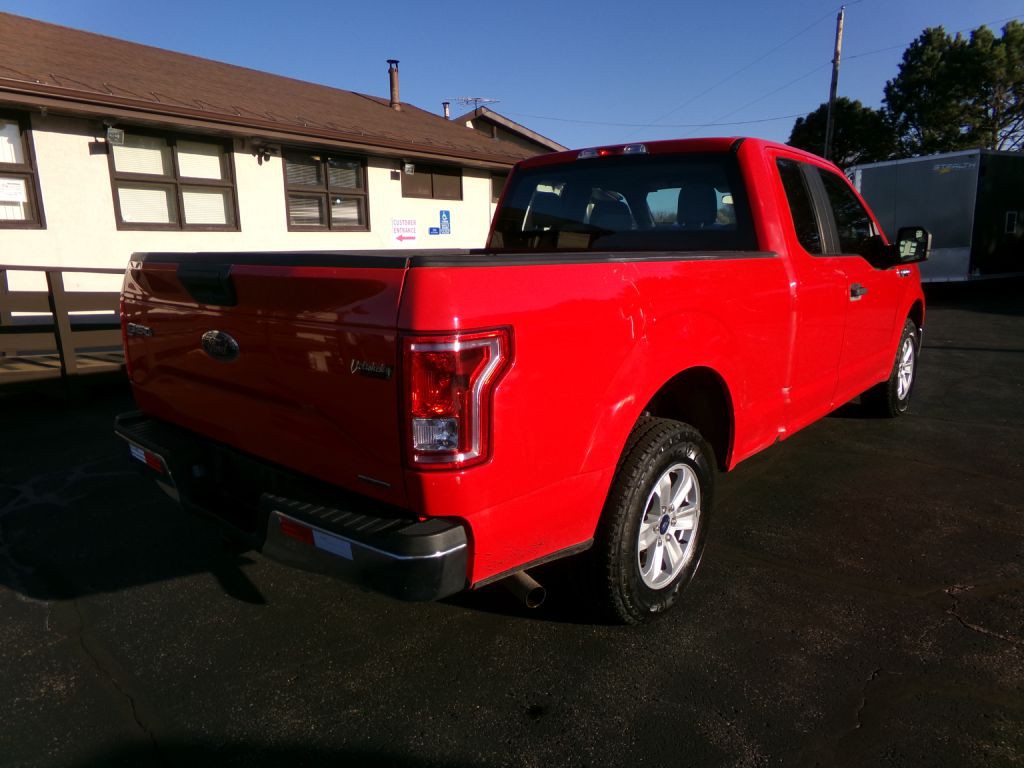 2017 Ford F-150 Image 3