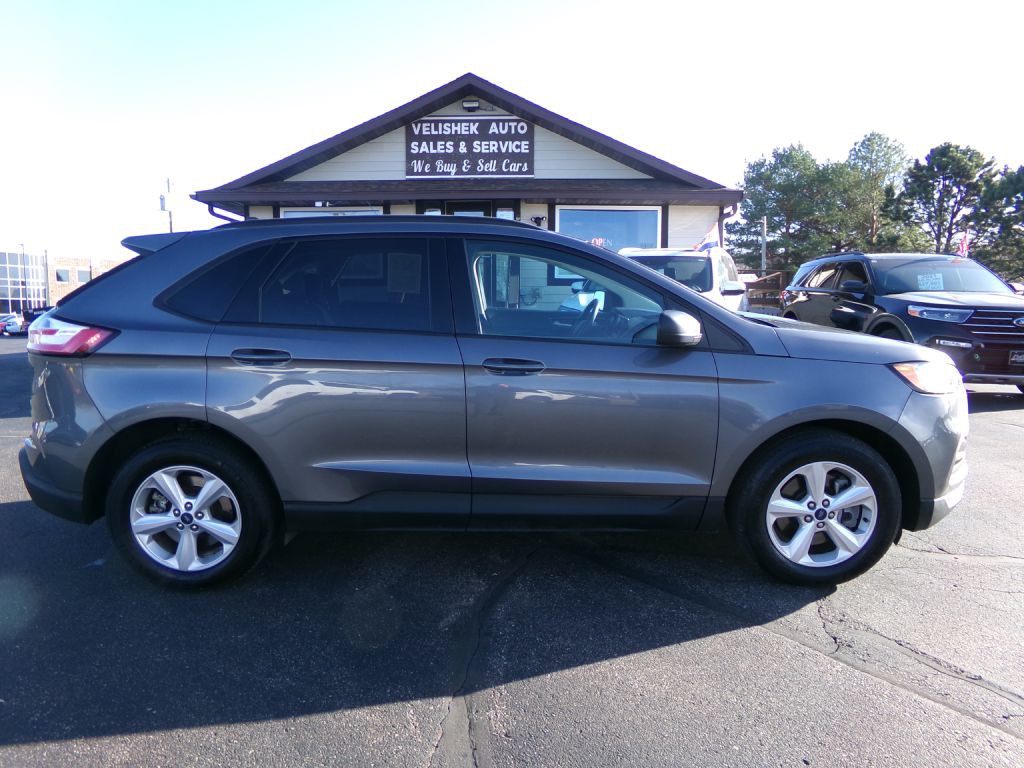 2022 Ford Edge Image 2