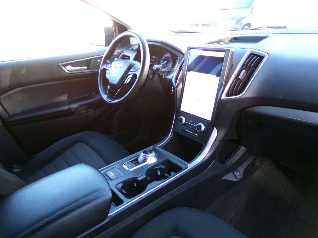 2022 Ford Edge Image 25