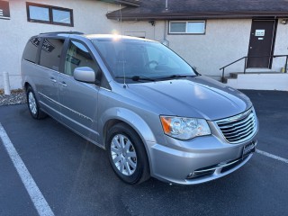 Image for 2016 Chrysler Town & Country Touring ID: 7005901