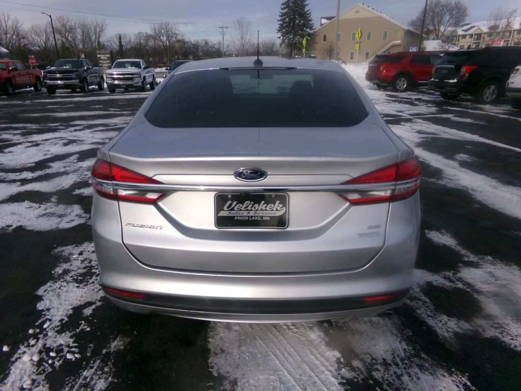 2017 Ford Fusion Image 5