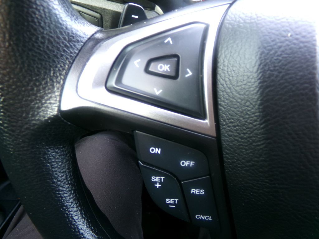 2017 Ford Fusion Image 15