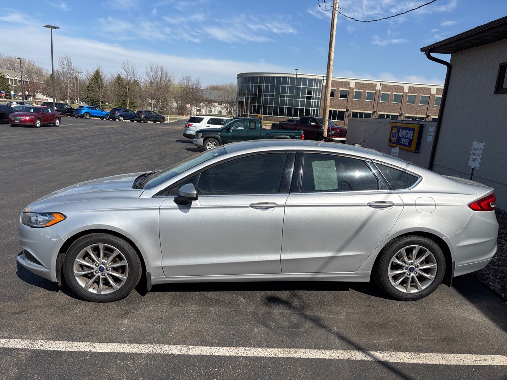 2017 Ford Fusion Image 6