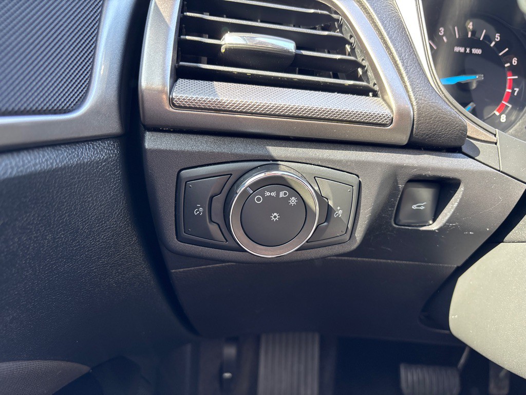 2017 Ford Fusion Image 12