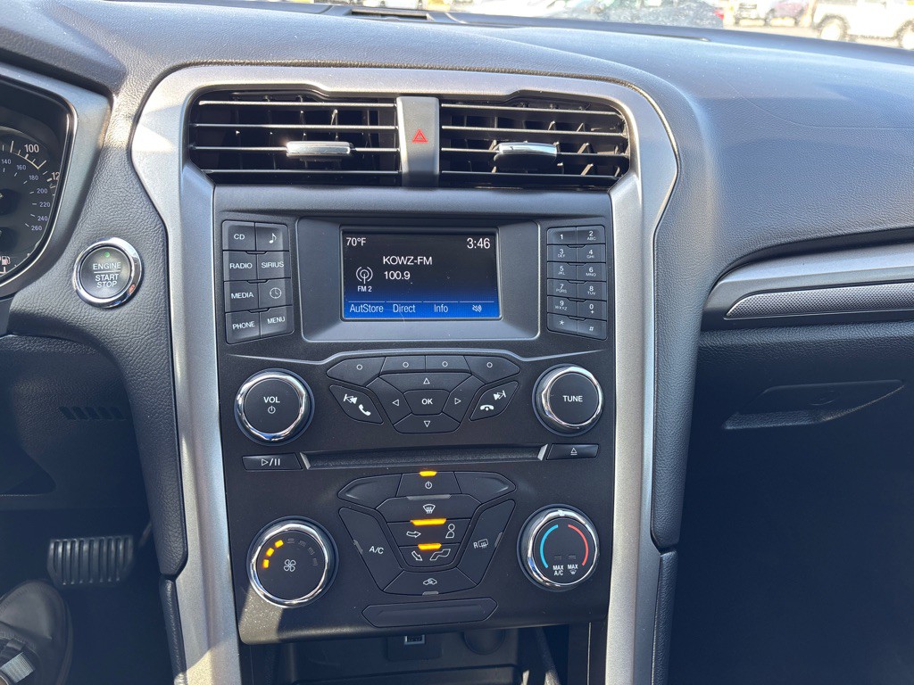 2017 Ford Fusion Image 15