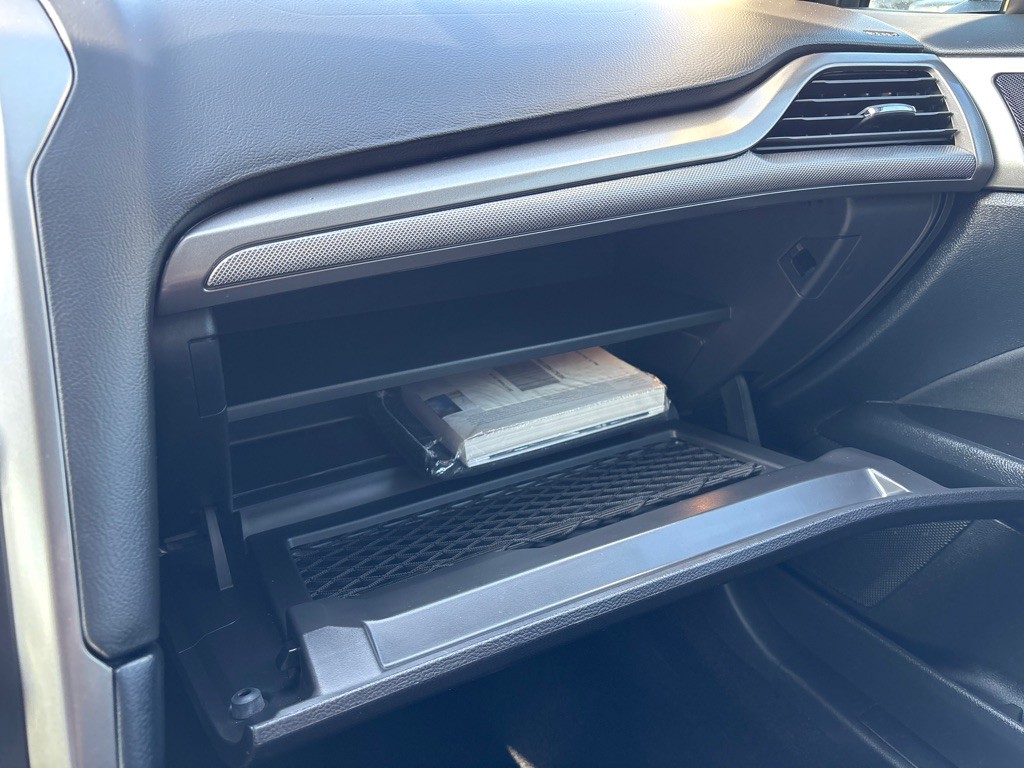 2017 Ford Fusion Image 18