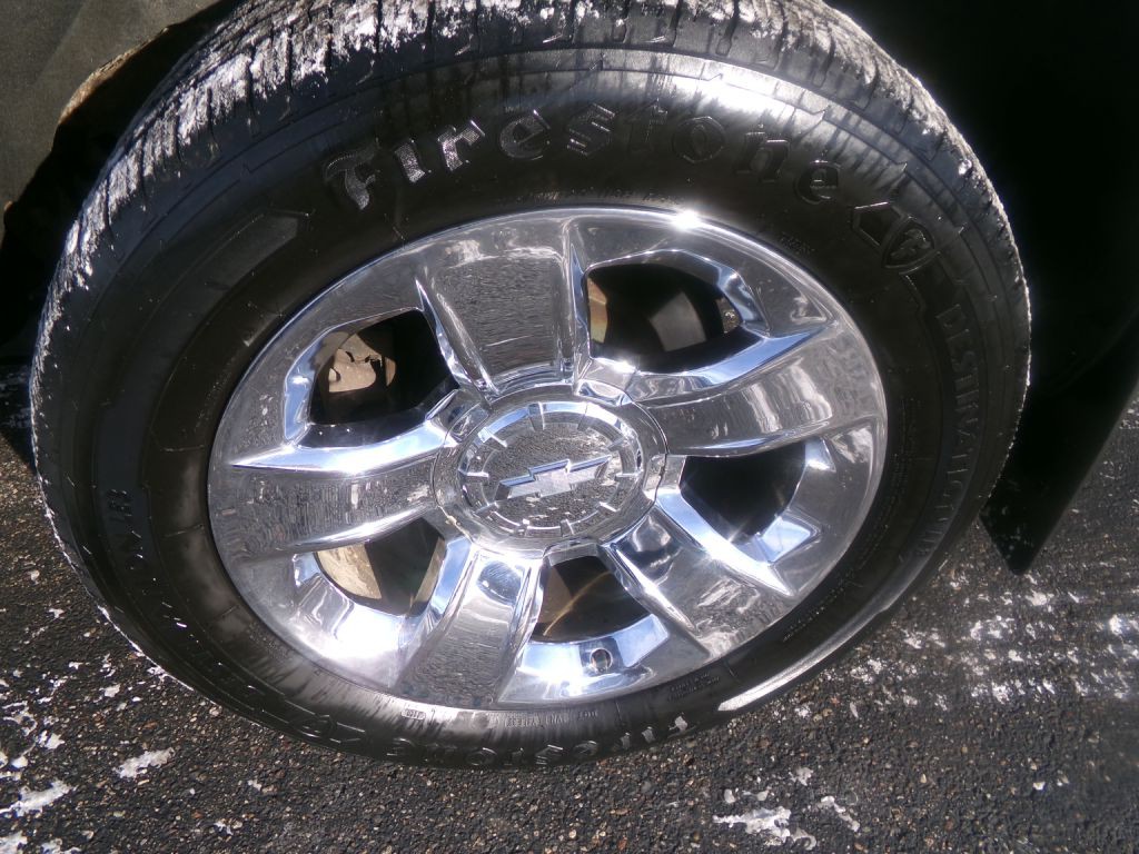 2019 Chevrolet Suburban Image 9