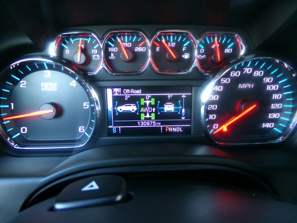 2019 Chevrolet Suburban Image 22