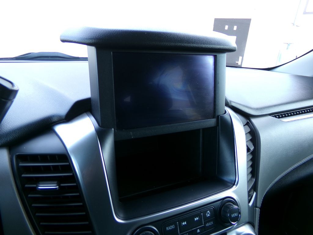 2019 Chevrolet Suburban Image 24