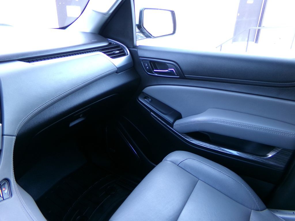 2019 Chevrolet Suburban Image 31