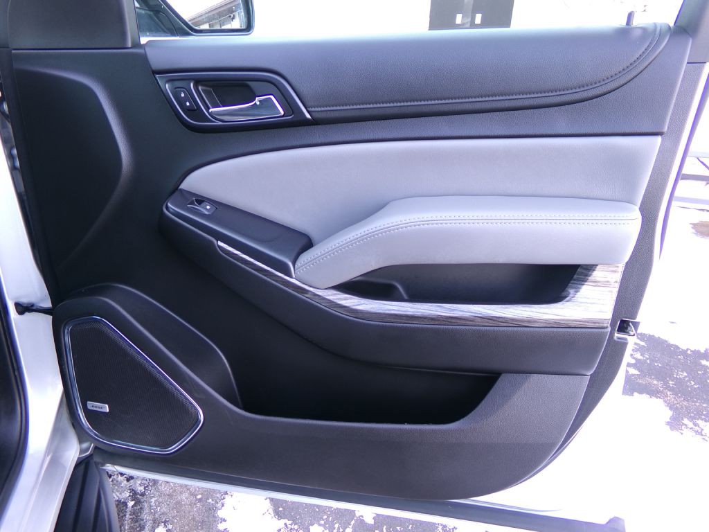 2019 Chevrolet Suburban Image 40