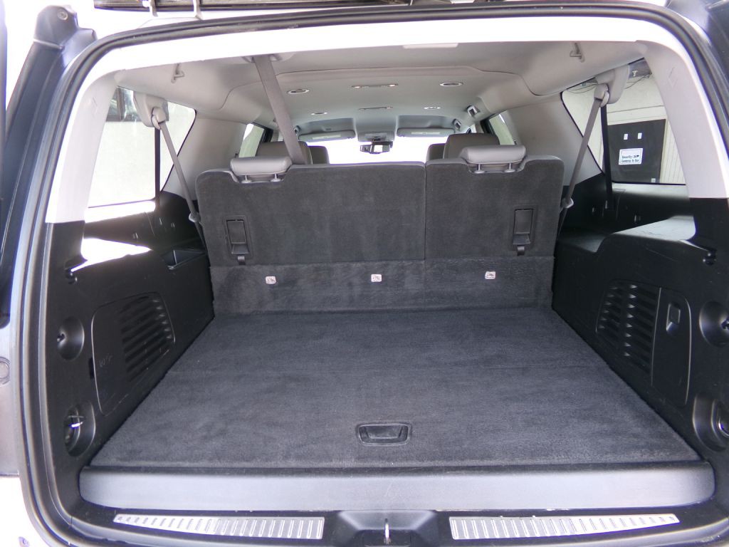 2019 Chevrolet Suburban Image 44