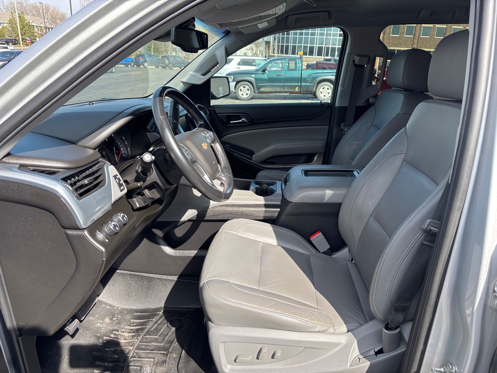 2019 Chevrolet Suburban Image 10
