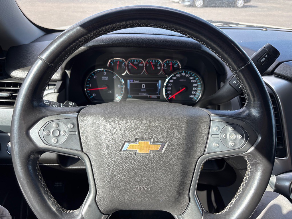 2019 Chevrolet Suburban Image 13