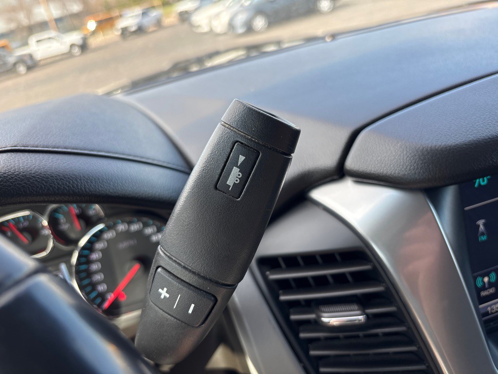 2019 Chevrolet Suburban Image 16