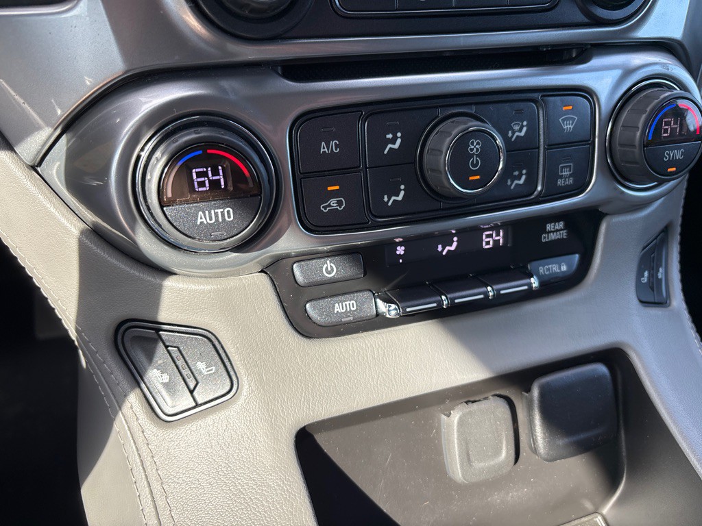 2019 Chevrolet Suburban Image 20