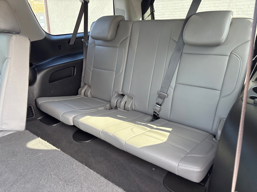 2019 Chevrolet Suburban Image 26