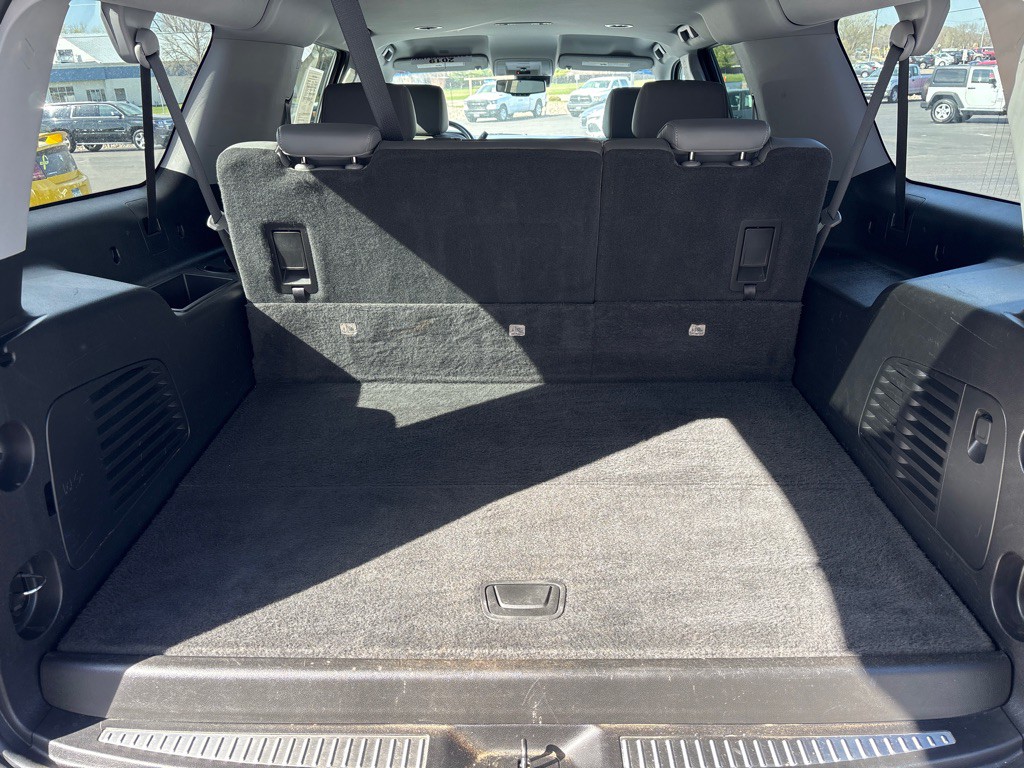 2019 Chevrolet Suburban Image 27