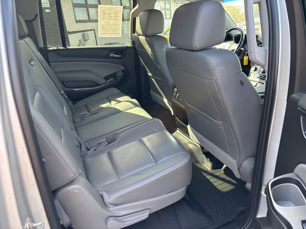 2019 Chevrolet Suburban Image 29