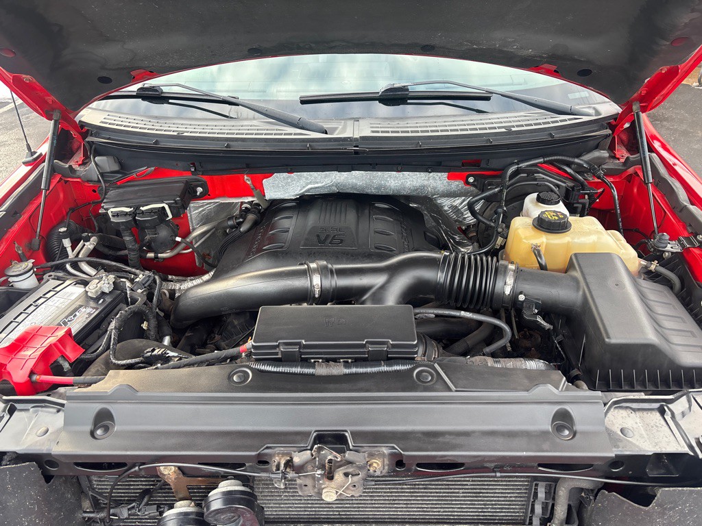 2011 Ford F-150 Image 32