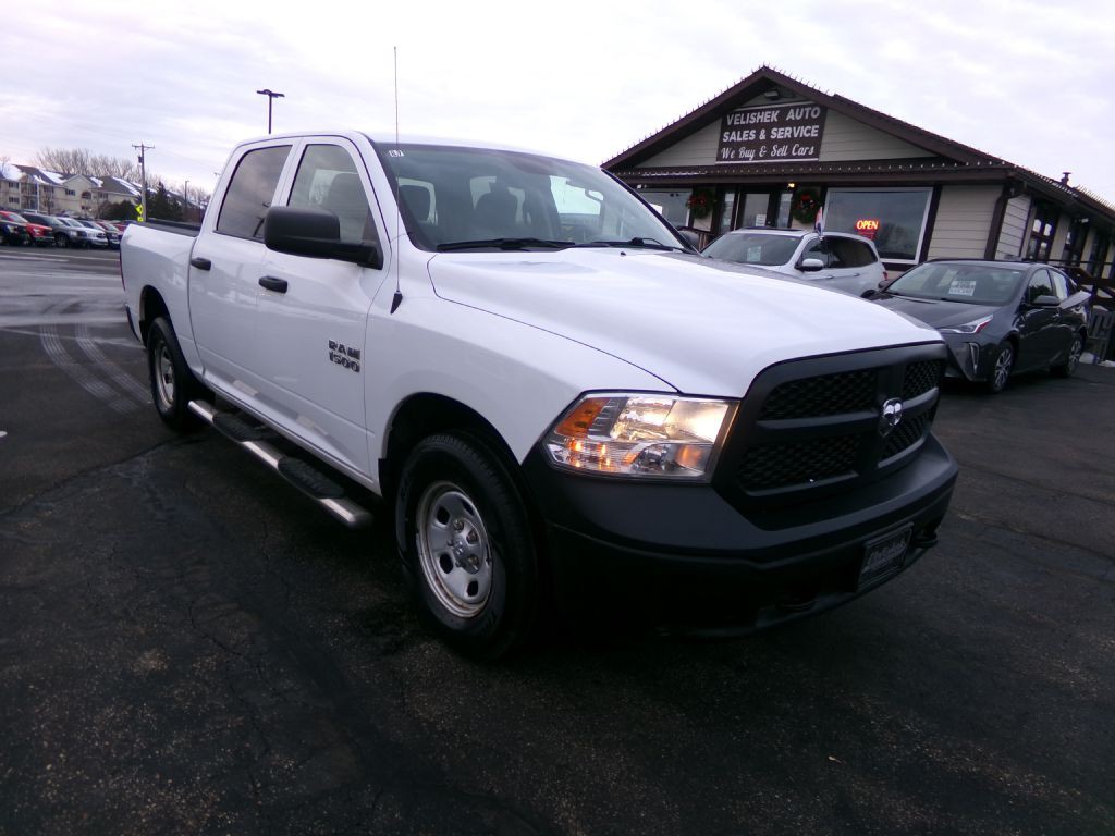 2016 RAM 1500 Image 1