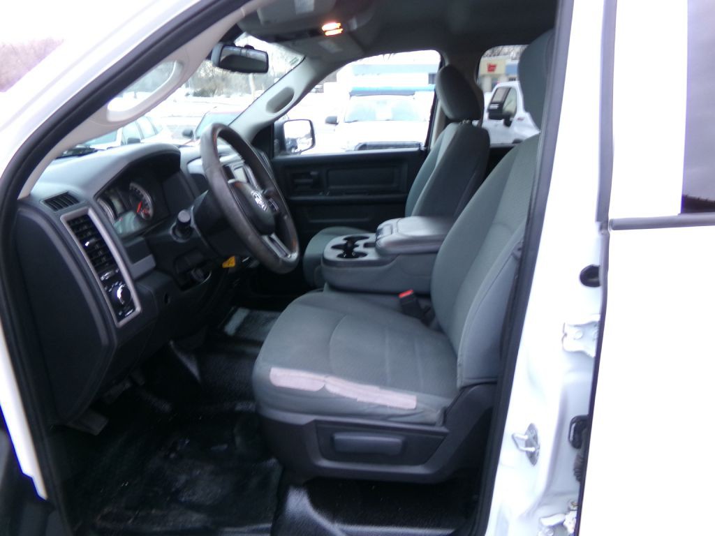 2016 RAM 1500 Image 13