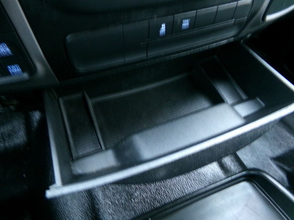 2016 RAM 1500 Image 25