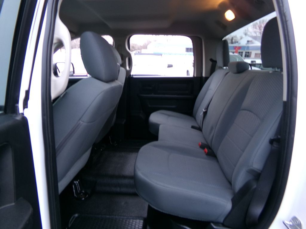 2016 RAM 1500 Image 30