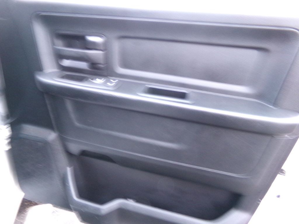 2016 RAM 1500 Image 33