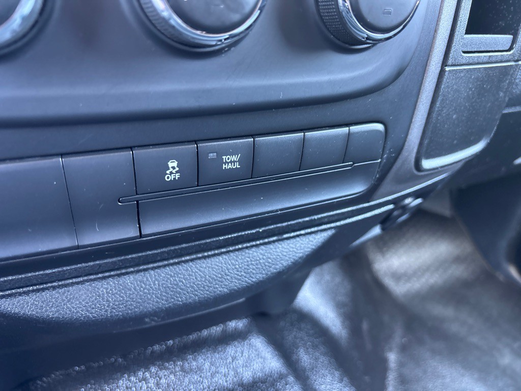 2016 RAM 1500 Image 16