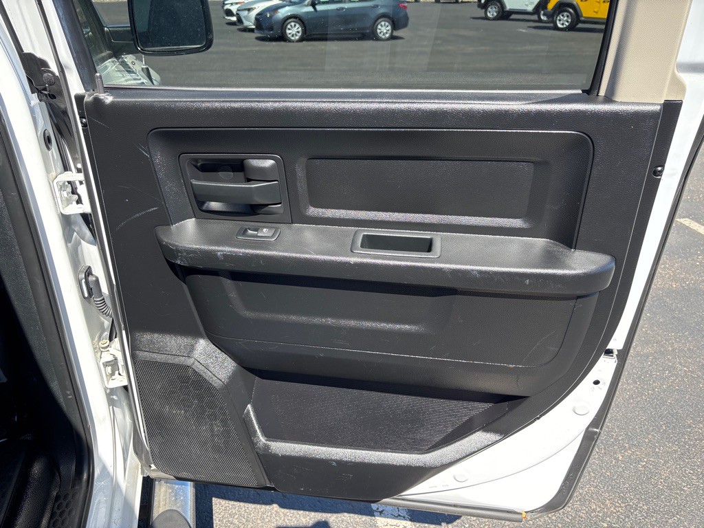 2016 RAM 1500 Image 21